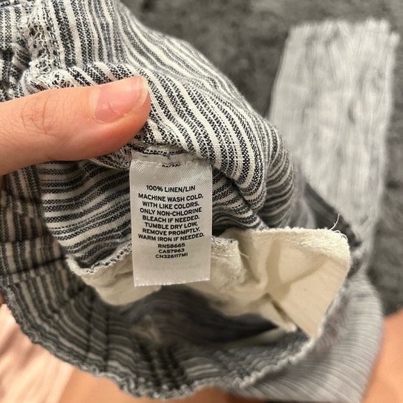 Striped Linen Pants with Belt - Picture 4 of 4